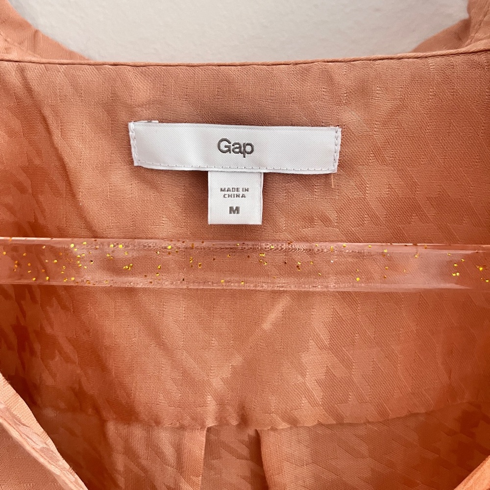 Gap Houndstooth Button Down Long Sleeve Blouse - image 4